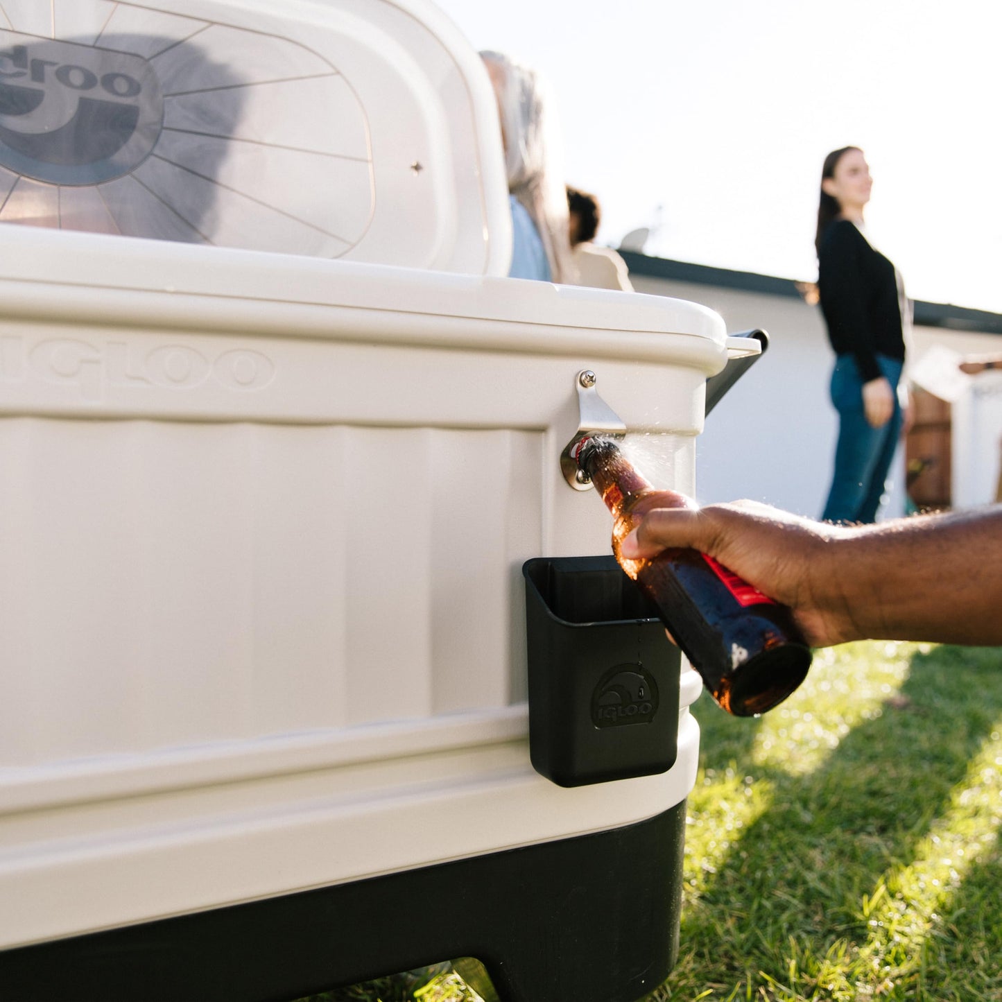 Insulated Hard Cooler Ice Chest for Camping